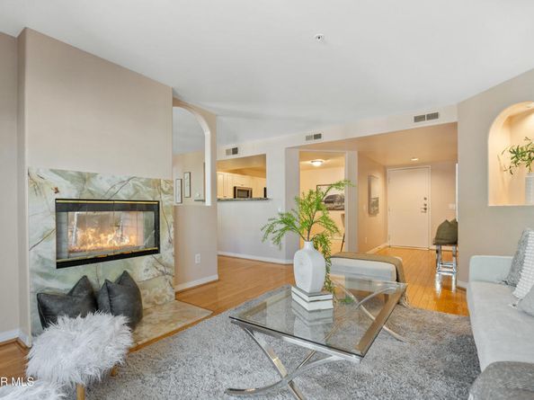 17735 Kinzie Street 315, Northridge CA 91325