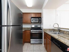 355 N Maple Street 242, Burbank CA 91505