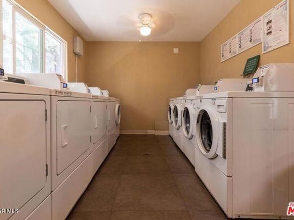 355 N Maple Street 242, Burbank CA 91505