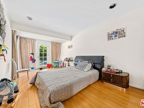 13716 W Sunset Boulevard, Pacific Palisades CA 90272
