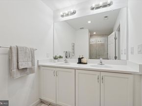 16422 River View Drive, Bristol PA 19007