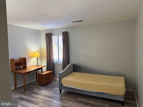 523 Florida Avenue T2, Herndon VA 20170