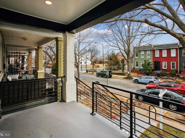 218 15TH Street NE, Washington DC 20002