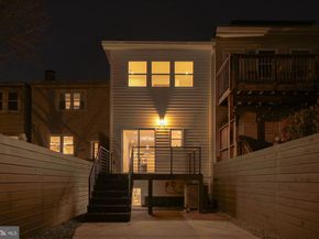 218 15TH Street NE, Washington DC 20002