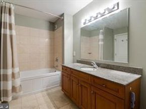 901 N Penn Street R903, Philadelphia PA 19123