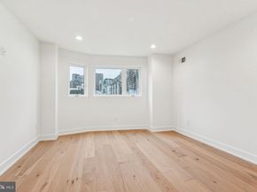 1106 N Bodine Street, Philadelphia PA 19123