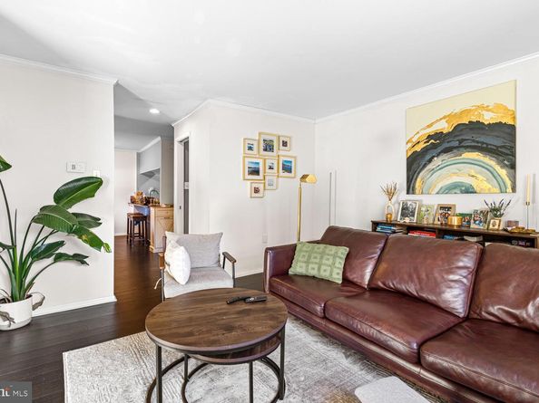 1137 Pine Street E 300, Philadelphia PA 19107