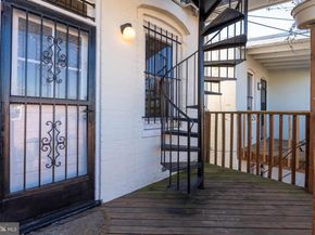 1218 D Street SE 4, Washington DC 20003