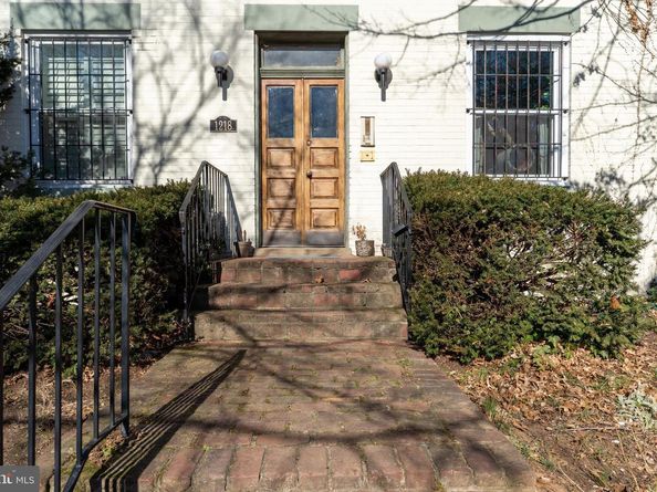 1218 D Street SE 4, Washington DC 20003