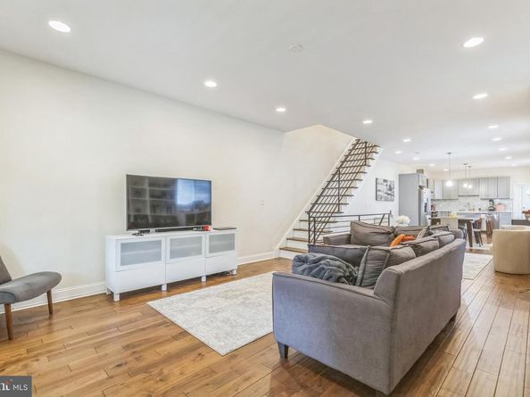 5009 Walton Avenue, Philadelphia PA 19143