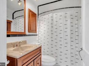 29 School Lane, Springfield PA 19064