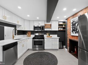 1107 Earl, Philadelphia PA 19125