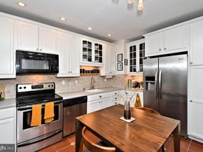 212 Carpenter Street C, Philadelphia PA 19147