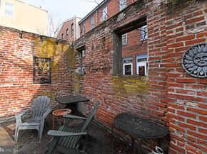 212 Carpenter Street C, Philadelphia PA 19147