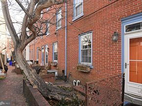 212 Carpenter Street C, Philadelphia PA 19147