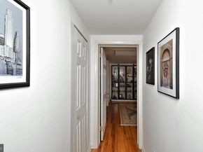 212 Carpenter Street C, Philadelphia PA 19147