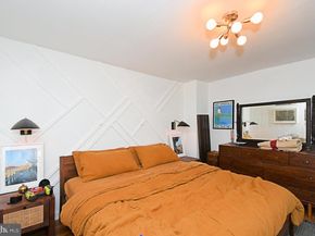 212 Carpenter Street C, Philadelphia PA 19147