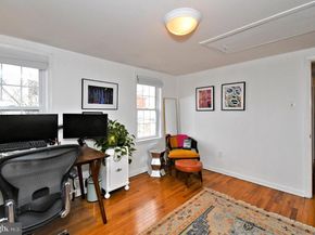 212 Carpenter Street C, Philadelphia PA 19147