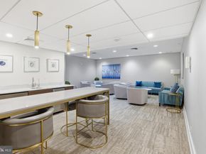 6101 Edsall Road 205, Alexandria VA 22304