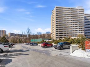 6101 Edsall Road 205, Alexandria VA 22304