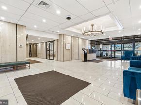 6101 Edsall Road 205, Alexandria VA 22304