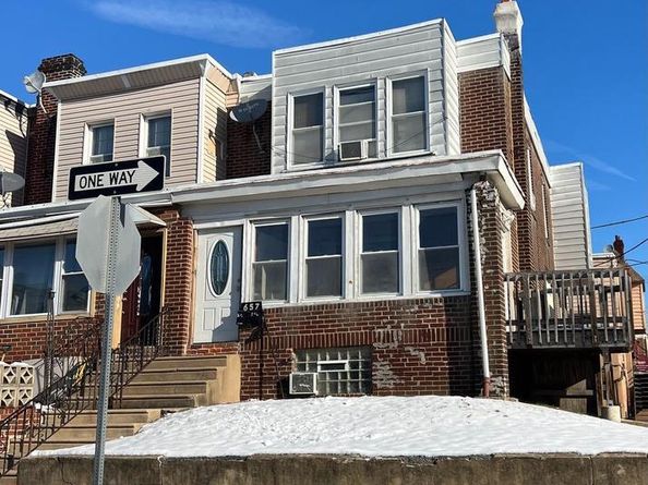 657 Allengrove Street, Philadelphia PA 19120