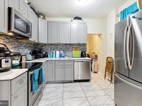 7275 Saybrook Avenue, Philadelphia PA 19142