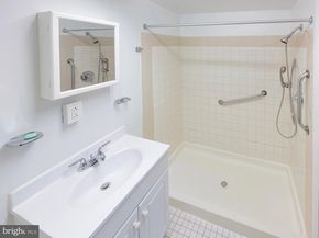 2835 W Lehigh Avenue, Philadelphia PA 19132