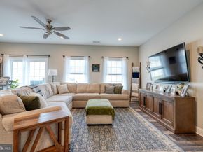 813 Fifth Avenue, Croydon PA 19021