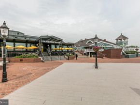 525 N Fayette Street 218, Alexandria VA 22314