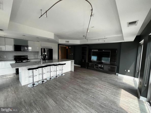 1111 19TH Street N 2804, Arlington VA 22209