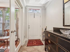 832 Snowden Hallowell Way, Alexandria VA 22314