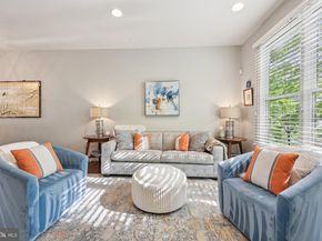 832 Snowden Hallowell Way, Alexandria VA 22314