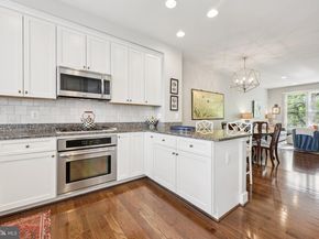 832 Snowden Hallowell Way, Alexandria VA 22314