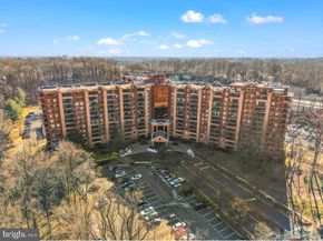 2230 George C Marshall Drive 806, Falls Church VA 22043