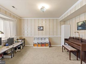 2034 Buckingham Drive, Jamison PA 18929