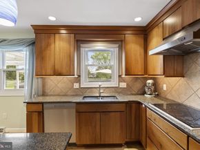 2034 Buckingham Drive, Jamison PA 18929