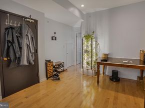 657 N 12TH Street, Philadelphia PA 19123