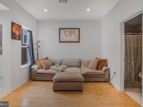 657 N 12TH Street, Philadelphia PA 19123