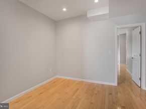 657 N 12TH Street, Philadelphia PA 19123