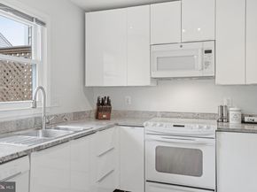 506 Dakota Drive, Herndon VA 20170