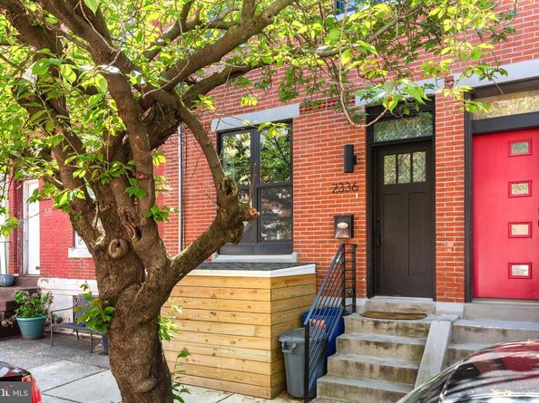 2336 Thompson, Philadelphia PA 19121