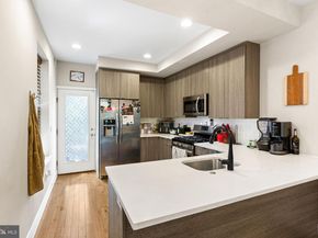 2336 Thompson, Philadelphia PA 19121