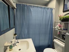 804 Kenmore Road, Philadelphia PA 19151