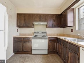323 Harvard Square, Bensalem PA 19020