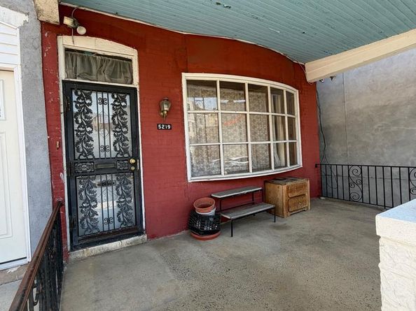 5219 Warren Street, Philadelphia PA 19131
