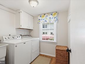 8608 Coral Gables Lane, Vienna VA 22182