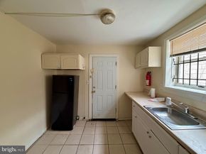 3205 Pearl Street, Philadelphia PA 19104