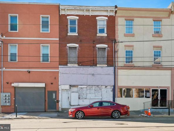 4030 W Girard Avenue, Philadelphia PA 19104