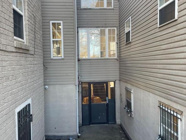 612 Eastern Avenue NE C02, Washington DC 20019